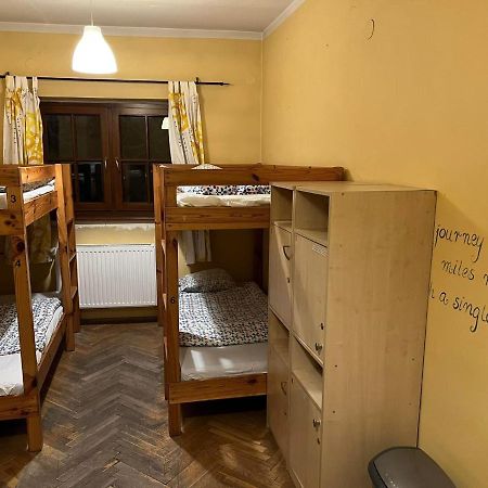 50 People Bis Apartment Cracovia Exterior foto